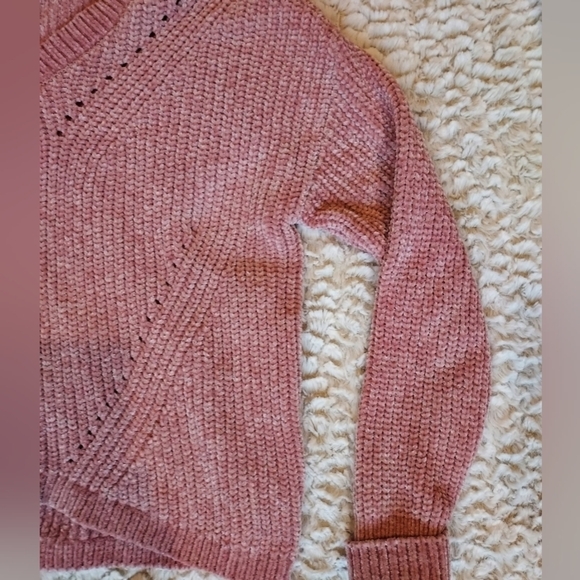 Cropped sweater by Hippie Rose, size M. - Picture 2 of 7